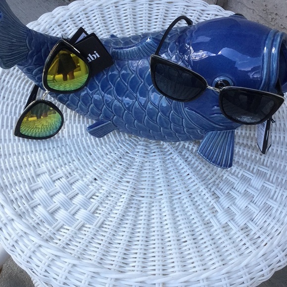 😎NWT Bundle of 2 Pairs Too Cool New Sunglasses 😎 - Picture 2 of 4